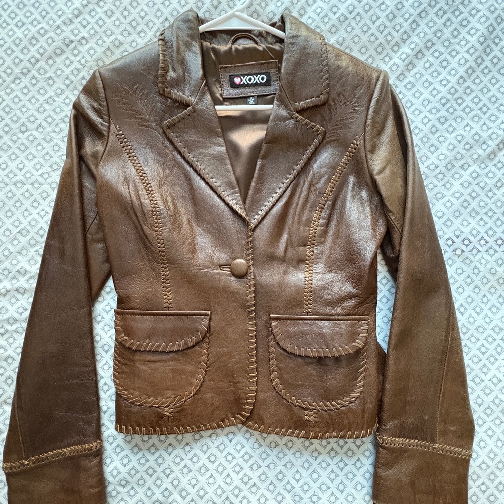 Women’s Vintage XOXo Genuine Leather Jacket in Cognac Brown, Western Style